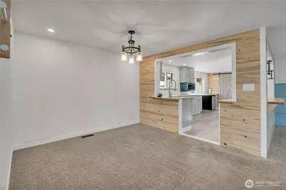 812 Maplewood Avenue, Kent, WA 98030 - Photo 8