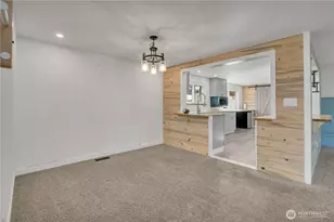 812 Maplewood Ave, Kent, WA 98030 - Photo 8