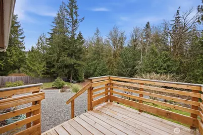 1904 Yew Street Road, Bellingham, WA 98229 - Photo 28