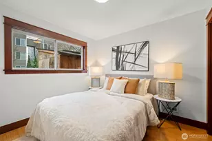 461 N 45th St, Seattle, WA 98103 - Photo 12