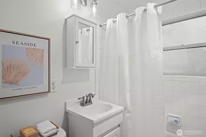 461 N 45th Street #1, Seattle, WA 98103 - Photo 16