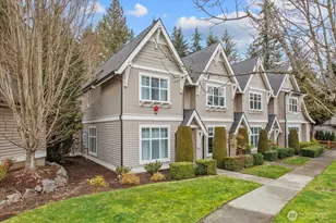 22668 NE Alder Crest Ln, Redmond, WA 98053 - Photo 4