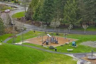 22668 NE Alder Crest Ln, Redmond, WA 98053 - Photo 34