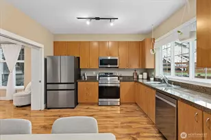 22668 NE Alder Crest Ln, Redmond, WA 98053 - Photo 16