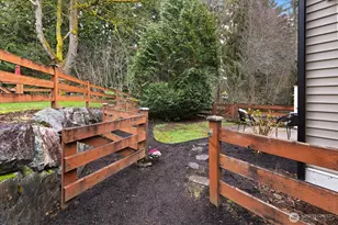 22668 NE Alder Crest Ln, Redmond, WA 98053 - Photo 28