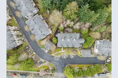 22668 NE Alder Crest Lane, Redmond, WA 98053 - Photo 4