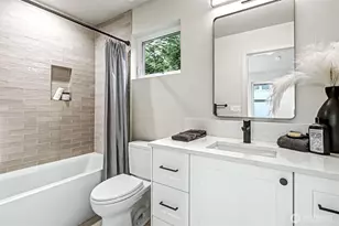 11219 NE 95th St, Kirkland, WA 98033 - Photo 28