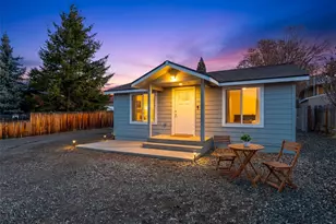 325 Eastmont Ave, East Wenatchee, WA 98802 - Photo 2