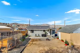 325 Eastmont Ave, East Wenatchee, WA 98802 - Photo 20