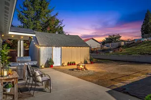 325 Eastmont Ave, East Wenatchee, WA 98802 - Photo 26