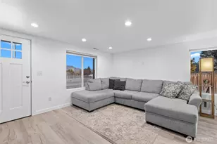 325 Eastmont Ave, East Wenatchee, WA 98802 - Photo 4