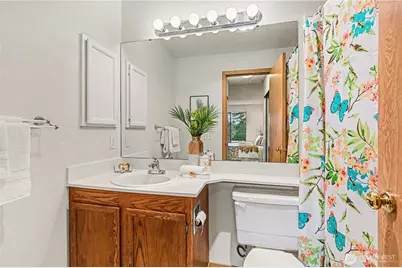 23001 Lakeview Dr #302, Mountlake Terrace, WA 98043 - Photo 14