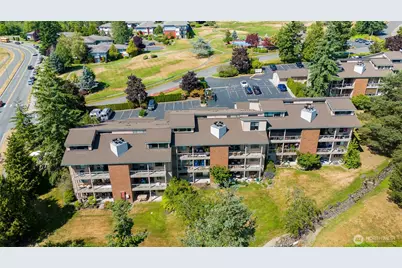 23001 Lakeview Dr #302, Mountlake Terrace, WA 98043 - Photo 26