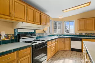 2716 S 371st St, Federal Way, WA 98003 - Photo 12