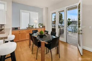 2010 W Lake Sammamish Pkwy SE, Bellevue, WA 98008 - Photo 8