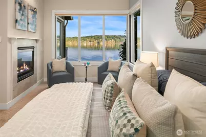 2010 W Lake Sammamish Parkway SE, Bellevue, WA 98008 - Photo 12