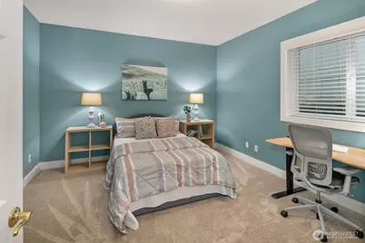 2010 W Lake Sammamish Parkway SE, Bellevue, WA 98008 - Photo 28