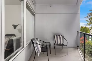 9039 NE Juanita Dr, Kirkland, WA 98034 - Photo 12