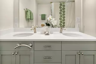 9039 NE Juanita Dr, Kirkland, WA 98034 - Photo 16