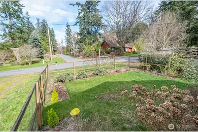 1516 Garden Lane, Freeland, WA 98249 - Photo 4