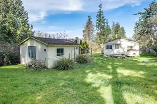 1516 Garden Ln, Freeland, WA 98249 - Photo 14