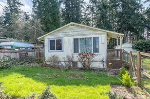 1516 Garden Ln, Freeland, WA 98249 - Photo 2