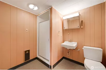 12895 Shorecrest Drive SW, Seattle, WA 98146 - Photo 30