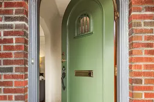 1216 NE 77th St, Seattle, WA 98115 - Photo 4