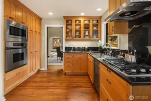 1216 NE 77th St, Seattle, WA 98115 - Photo 18