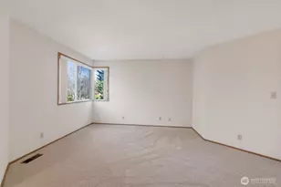 25746 SE 39th St, Sammamish, WA 98029 - Photo 22