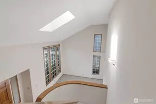 25746 SE 39th St, Sammamish, WA 98029 - Photo 14