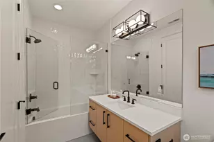 11204 108th Ave NE, Kirkland, WA 98033 - Photo 20