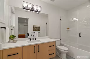 11204 108th Ave NE, Kirkland, WA 98033 - Photo 18