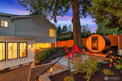 11204 108th Ave NE, Kirkland, WA 98033 - Photo 30