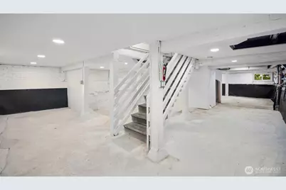 3443 21st Avenue W, Seattle, WA 98199 - Photo 30