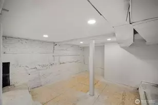 3443 21st Ave W, Seattle, WA 98199 - Photo 32