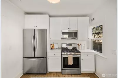 3443 21st Avenue W, Seattle, WA 98199 - Photo 16