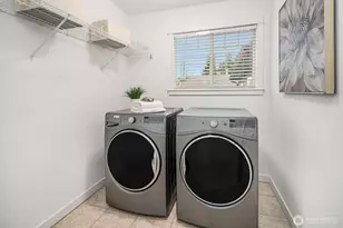 733 N 73rd St, Seattle, WA 98103 - Photo 24