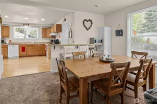 110 W 3rd St, Cle Elum, WA 98922 - Photo 8