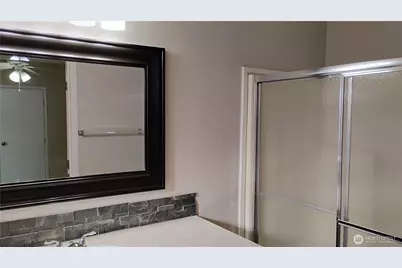 150 E Kingston Way, Shelton, WA 98584 - Photo 16