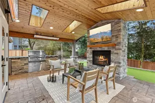 25711 SE 31st Pl, Sammamish, WA 98075 - Photo 32