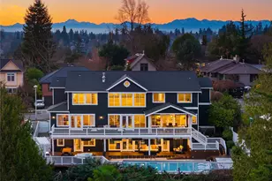 6016 Princeton Ave NE, Seattle, WA 98115 - Photo 2