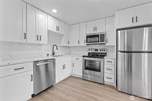 6582 NE Pear St, Suquamish, WA 98392 - Photo 6