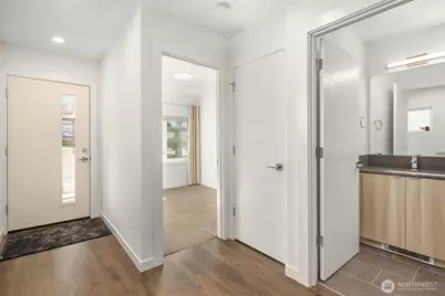 8507 16th Avenue NW, Seattle, WA 98117 - Photo 6