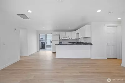 904 906 E Alderwood Drive, Moses Lake, WA 98837 - Photo 4