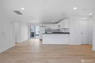 904 906 E Alderwood Dr, Moses Lake, WA 98837 - Photo 4