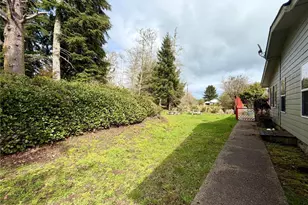 620 Chenois Ave NE, Ocean Shores, WA 98569 - Photo 36