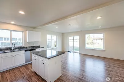 1070 S Grand Drive, Moses Lake, WA 98837 - Photo 12