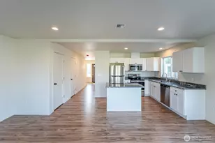 1070 S Grand Dr, Moses Lake, WA 98837 - Photo 14