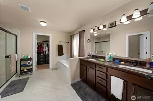 11410 Waller Rd E, Tacoma, WA 98446 - Photo 14